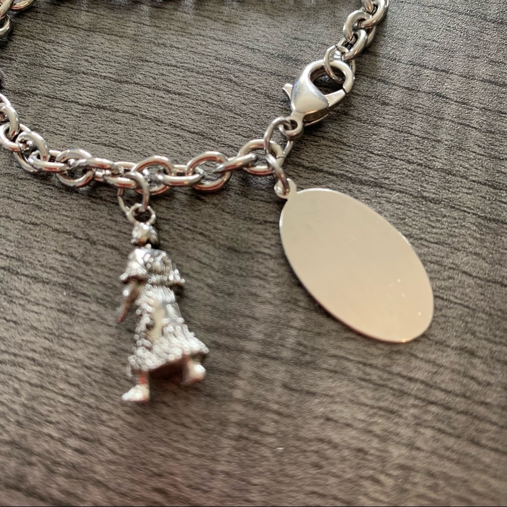 American Girl Collection Charm Bracelet Kaya Silvertone - Picture 3 of 3
